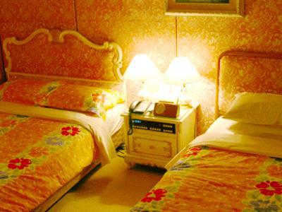 Dong Hotel